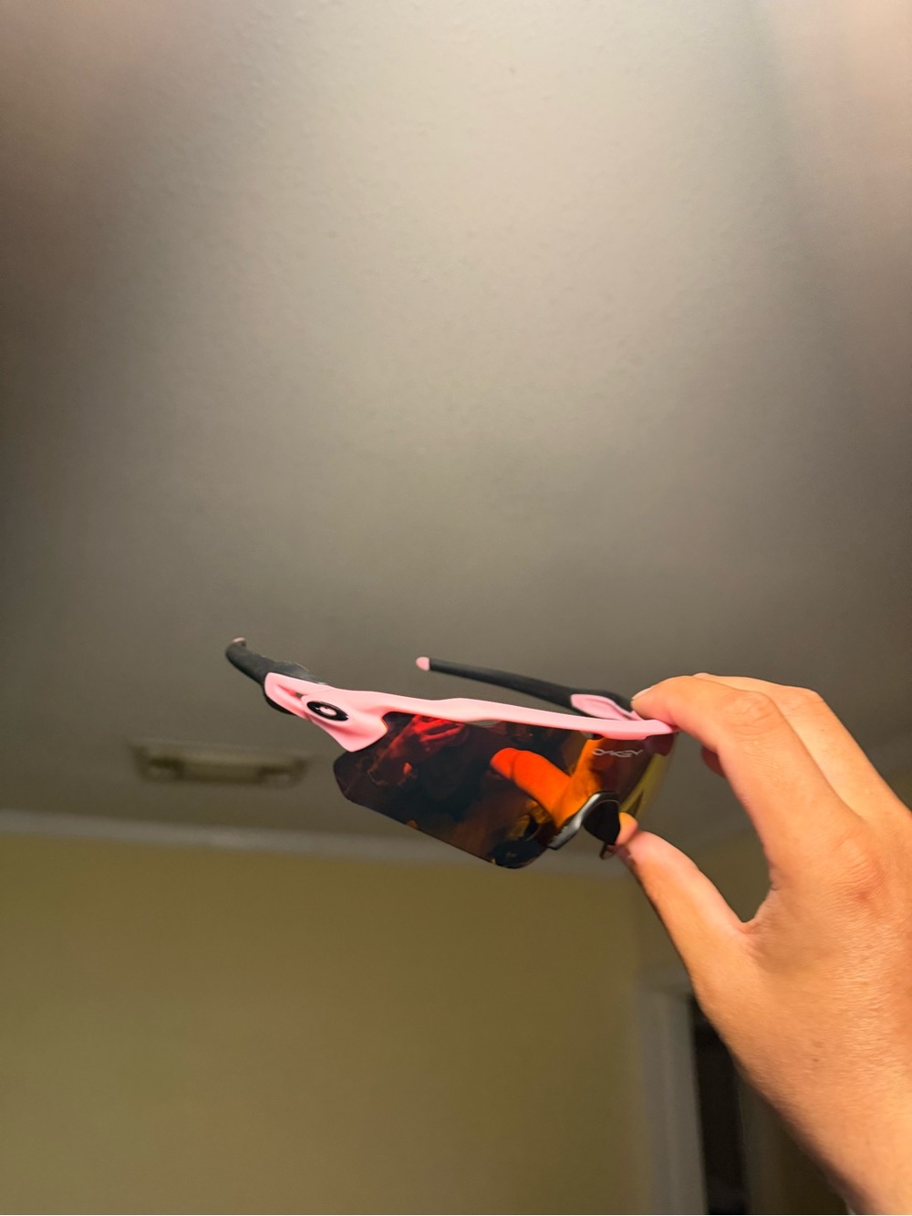 Oakley Pink Sports Sunglasses with Red-Orange Iridium Lens Oakley